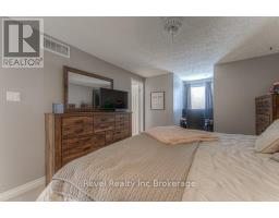 1167 NELLIS STREET - 21