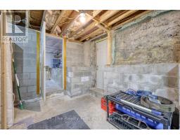 173 VICTORIA STREET - 31