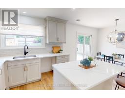 1018 WARWICK STREET - 10