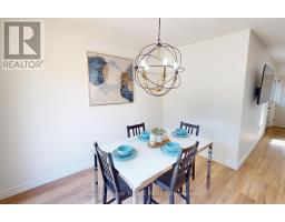 1018 WARWICK STREET - 11
