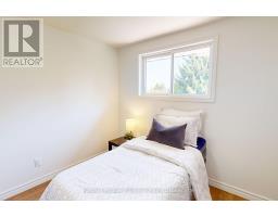1018 WARWICK STREET - 19