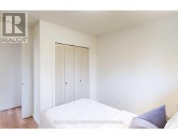 1018 WARWICK STREET - 20