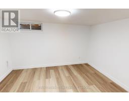 1018 WARWICK STREET - 23