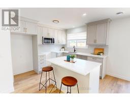 1018 WARWICK STREET - 7