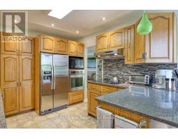 699 KIPPS LANE - 12