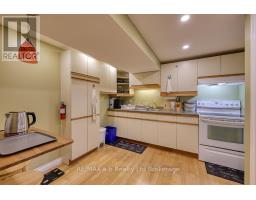 699 KIPPS LANE - 33
