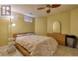 699 KIPPS LANE - 36