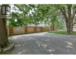 699 KIPPS LANE - 4