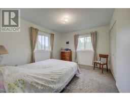18 COWAN STREET E - 18