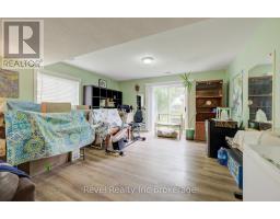 18 COWAN STREET E - 28