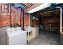 35 ADAMS AVENUE - 21