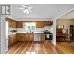 35 ADAMS AVENUE - 9