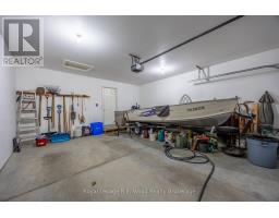 32 ESSELTINE DRIVE - 12