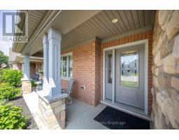 32 ESSELTINE DRIVE - 2