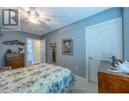 32 ESSELTINE DRIVE - 20