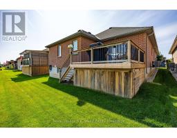 32 ESSELTINE DRIVE - 28