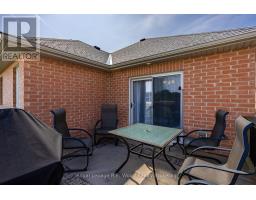 32 ESSELTINE DRIVE - 29