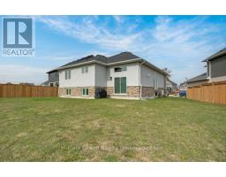 9 CLOVER CIRCLE - 42