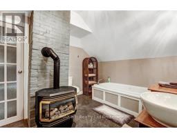 20 SYDENHAM STREET - 21