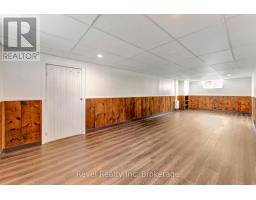 396 POWELL STREET - 25