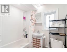 29 KING CRESCENT - 18