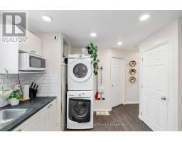 29 KING CRESCENT - 29