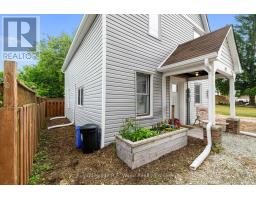 29 KING CRESCENT - 3