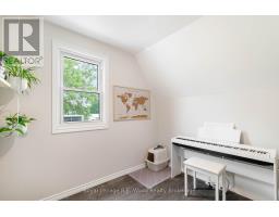 29 KING CRESCENT - 36