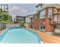 21 HERON AVENUE - 40