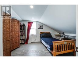 687 ADELAIDE STREET - 29