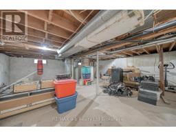 62 WILLIAM STREET - 24
