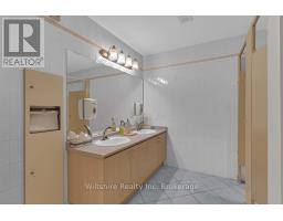239 OSSIAN TERRACE - 19