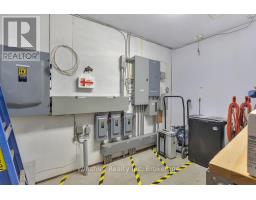 239 OSSIAN TERRACE - 21