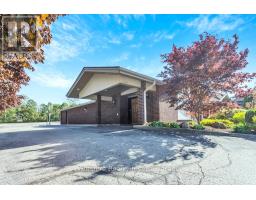 239 OSSIAN TERRACE - 33