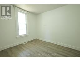 8 ERIE STREET - 18