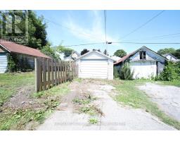 8 ERIE STREET - 24
