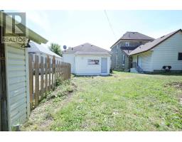 8 ERIE STREET - 27