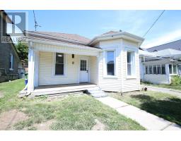 8 ERIE STREET - 30