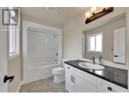 66 CASH CRESCENT - 24