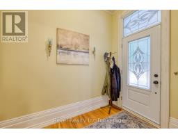453 DREW STREET - 7
