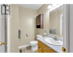 53 WOODLAND CRESCENT - 12