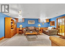 53 WOODLAND CRESCENT - 13