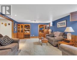 53 WOODLAND CRESCENT - 14