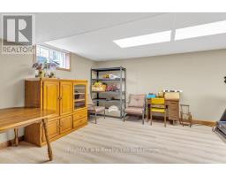 53 WOODLAND CRESCENT - 15