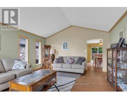 53 WOODLAND CRESCENT - 4