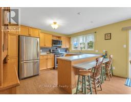 53 WOODLAND CRESCENT - 6