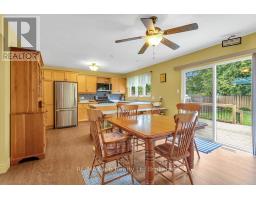 53 WOODLAND CRESCENT - 7