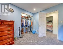 287 24 HIGHWAY W - 26