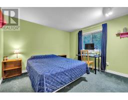 7 PINEHURST DRIVE - 12