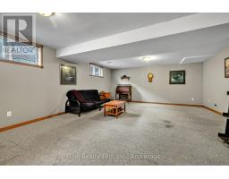 7 PINEHURST DRIVE - 18